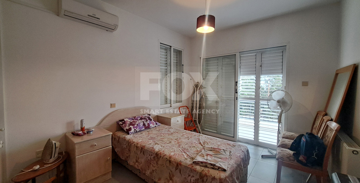 For sale, Six-bedroom detached house in Mesogi, Paphos