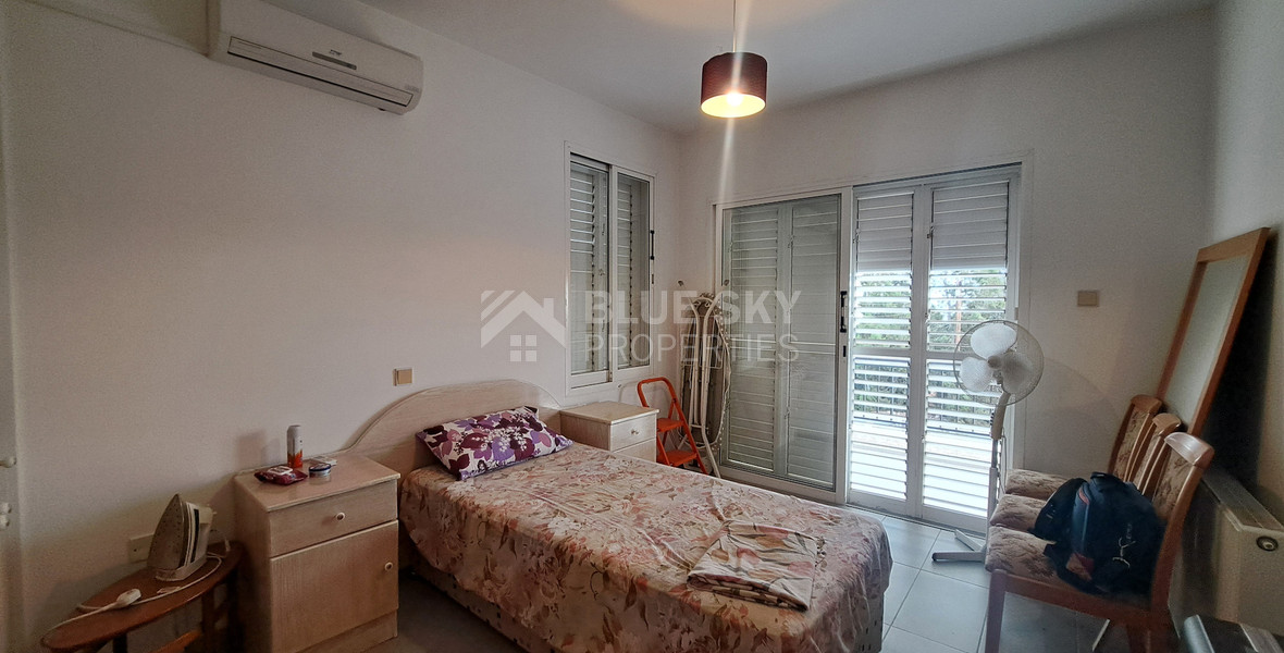 Spacious 6-Bedroom Detached House for Sale in Mesogi – Large Plot, Close to Amenities