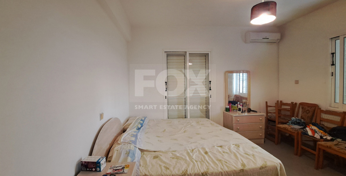 For sale, Six-bedroom detached house in Mesogi, Paphos