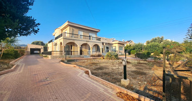 For sale, Six-bedroom detached house in Mesogi, Paphos