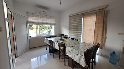 Spacious 6-Bedroom Detached House for Sale in Mesogi – Large Plot, Close to Amenities
