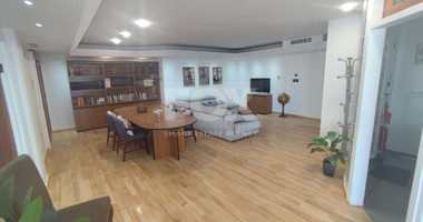 Three bedroom apartment for rent in Agia Zoni, Limassol