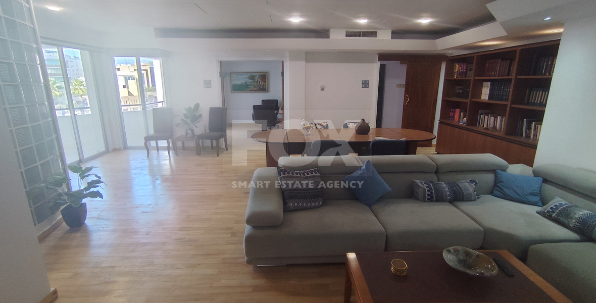 Three bedroom apartment for rent in Agia Zoni, Limassol