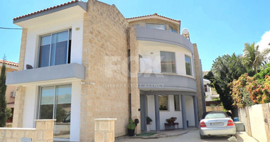 For rent detached Villa with Sea View in Agios Athanasios