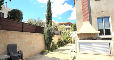 For rent detached Villa with Sea View in Agios Athanasios