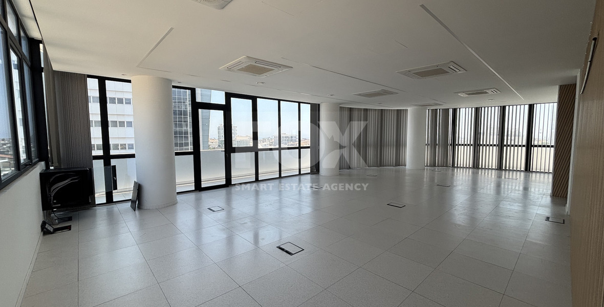 Spacious Office on Second Floor For Rent in Omonoia