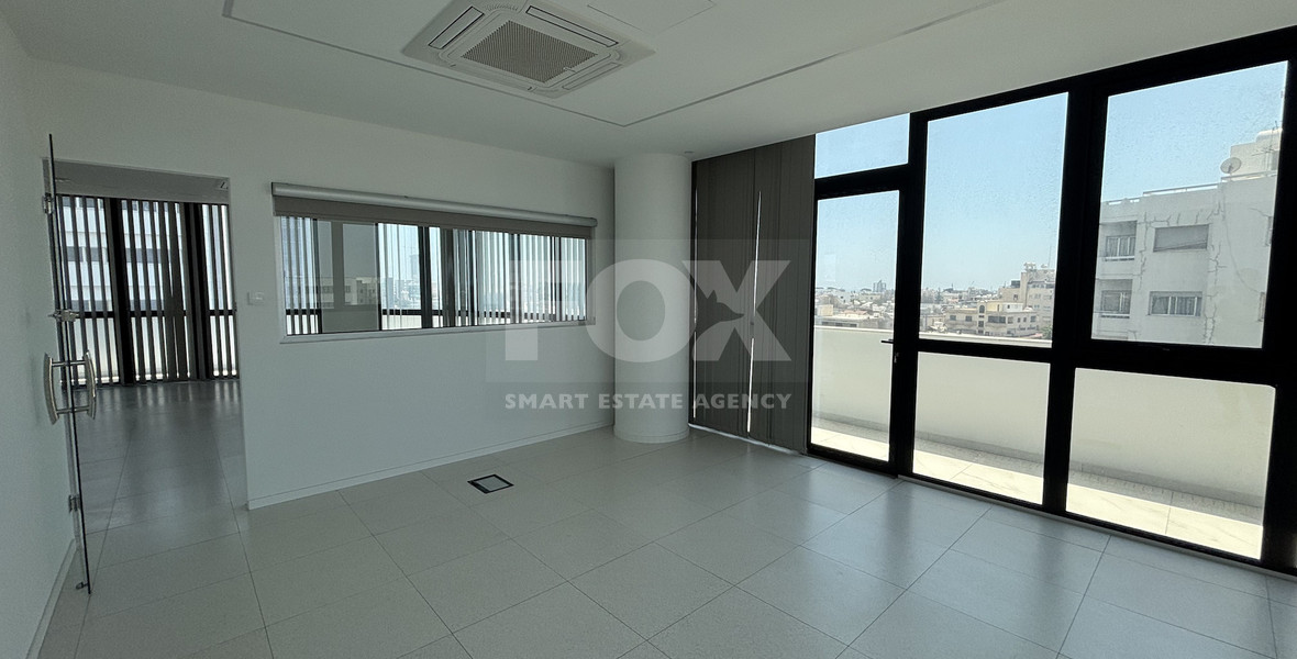 Spacious Office on Second Floor For Rent in Omonoia