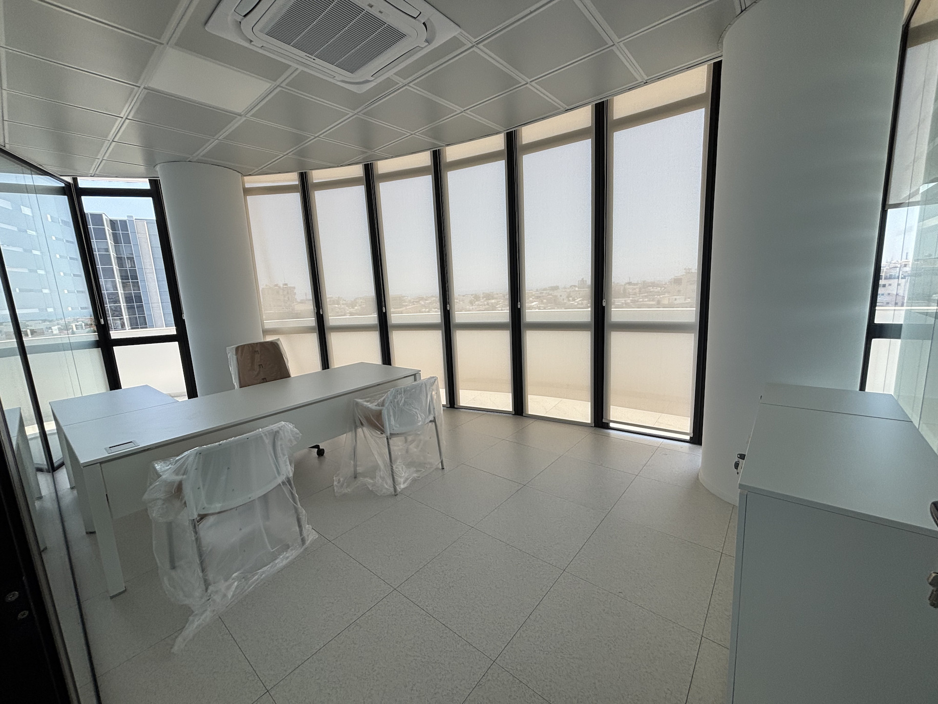 Büro 221 m² in Limassol, Zypern