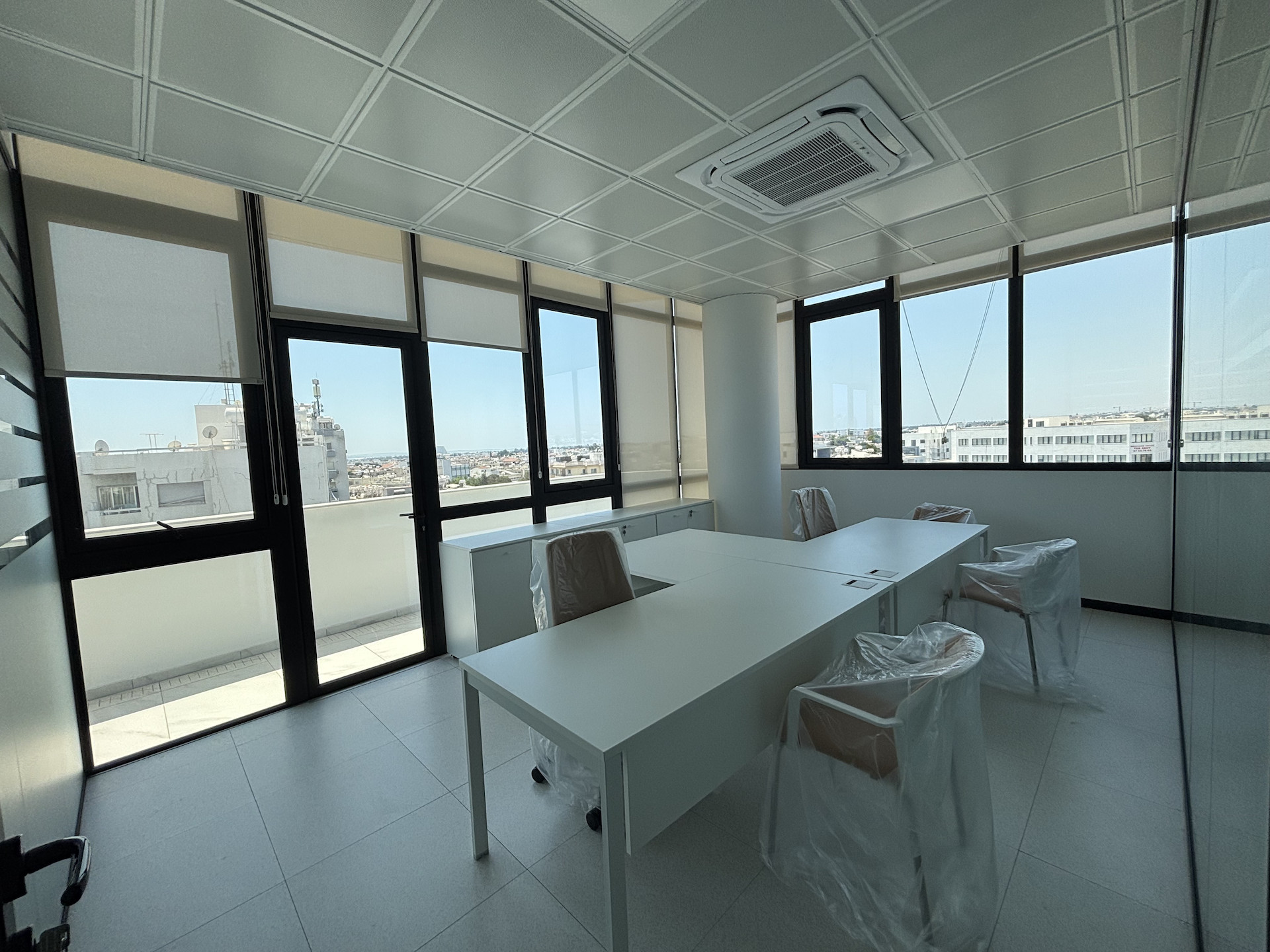 Büro 221 m² in Limassol, Zypern