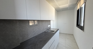 Spacious Office For Rent in Omonoia