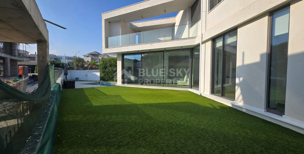 Unique Villa for Sale in Agios Athanasios