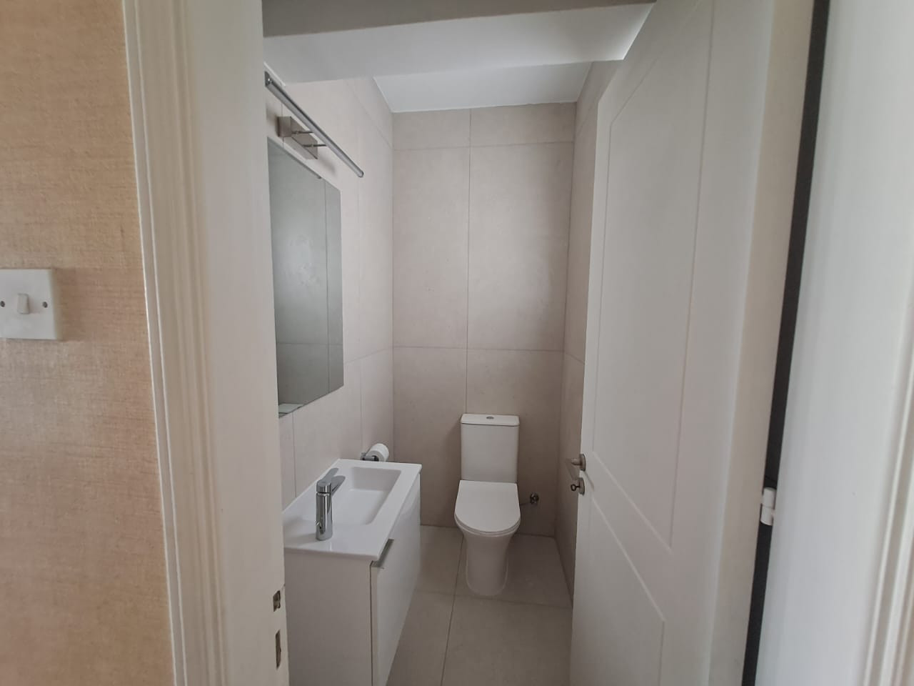 Mieszkanie 3 pokoi 100 m² w Nikozja, Cypr