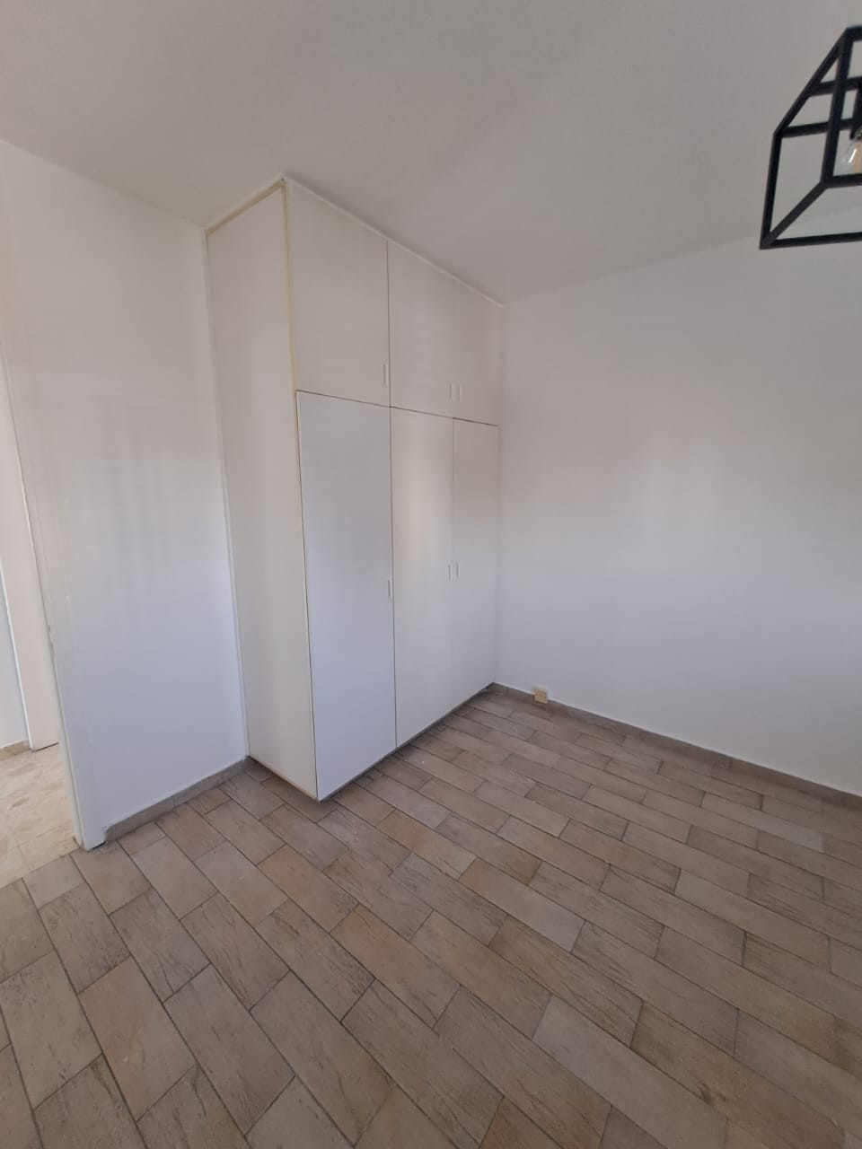 Mieszkanie 3 pokoi 100 m² w Nikozja, Cypr