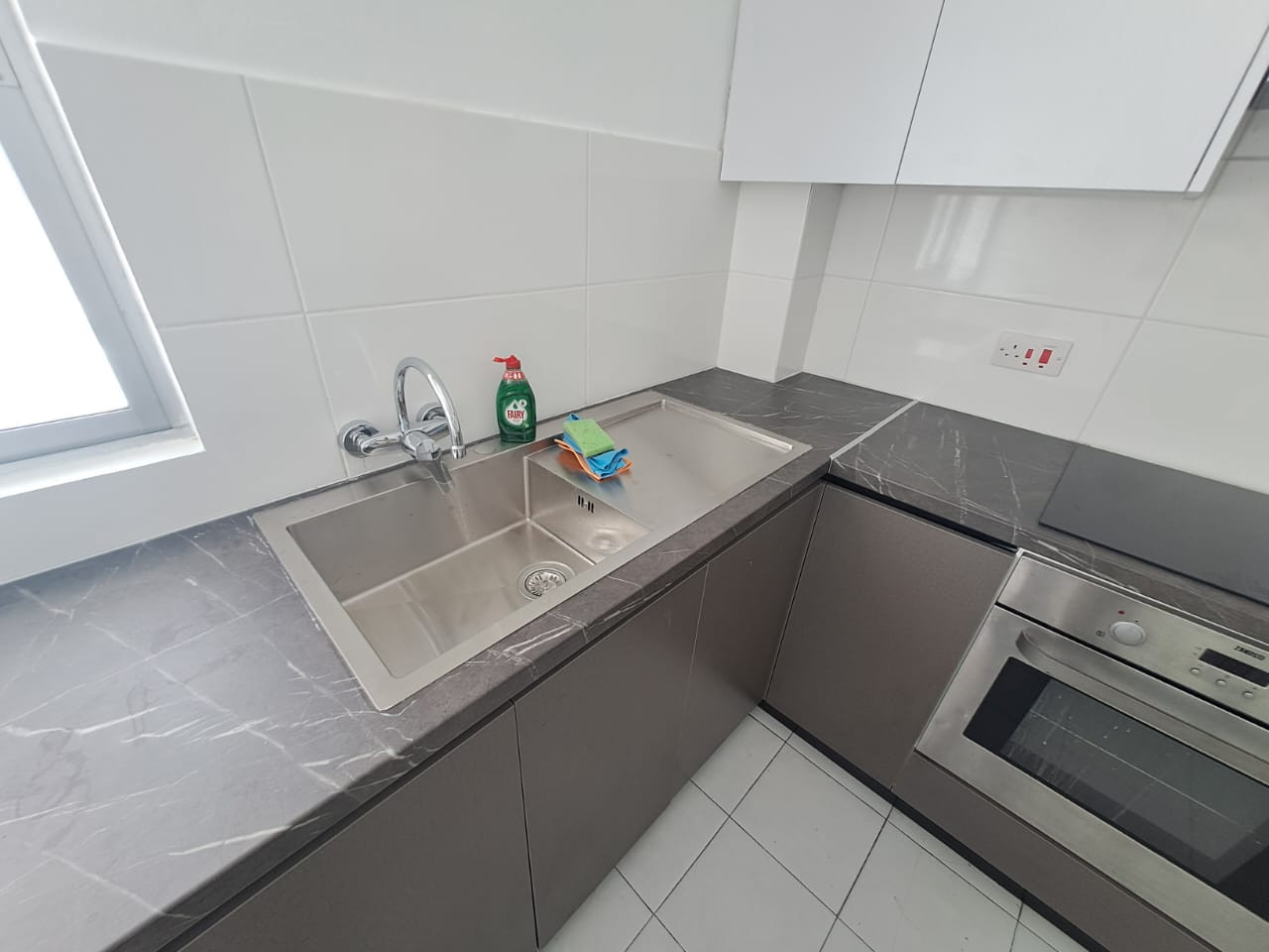 Mieszkanie 3 pokoi 100 m² w Nikozja, Cypr