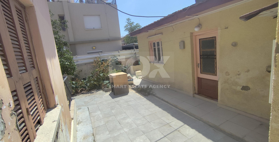 Nice residential plot in Mesa Geitonia (chalkoutsa) for sale in Limassol