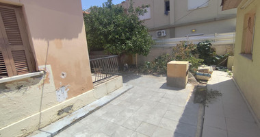 Nice residential plot in Mesa Geitonia (chalkoutsa) for sale in Limassol