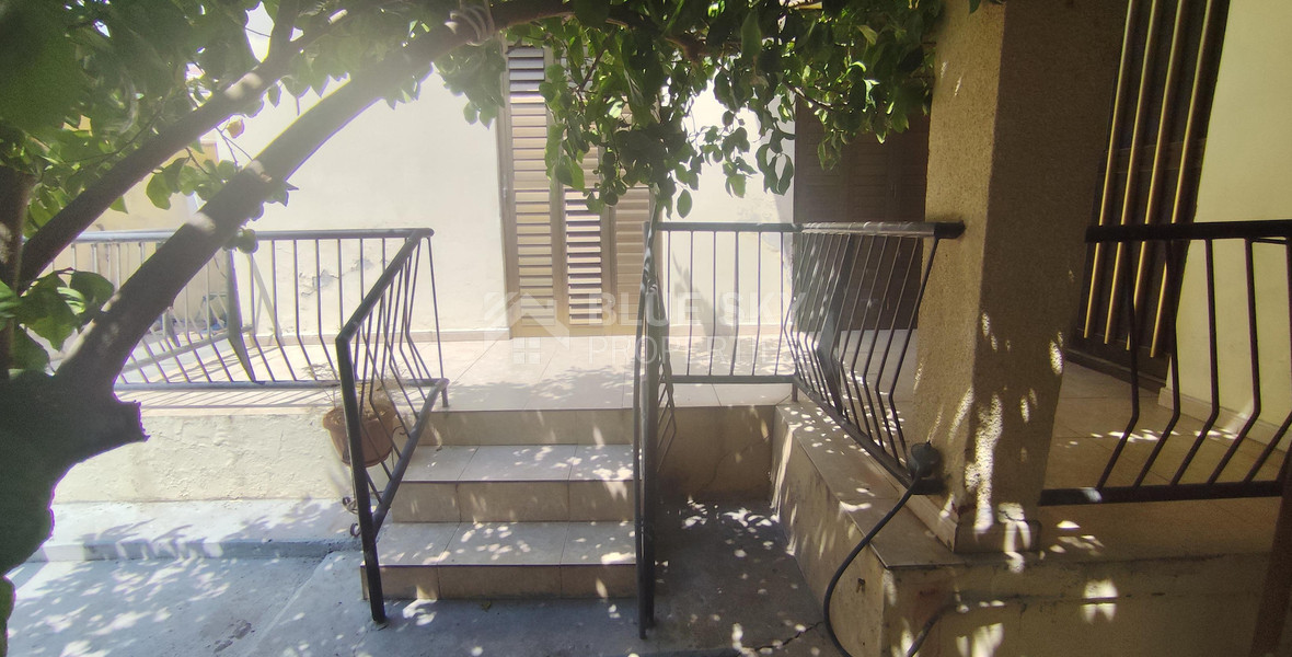 Nice residential plot in Mesa Geitonia (chalkoutsa) for sale in Limassol