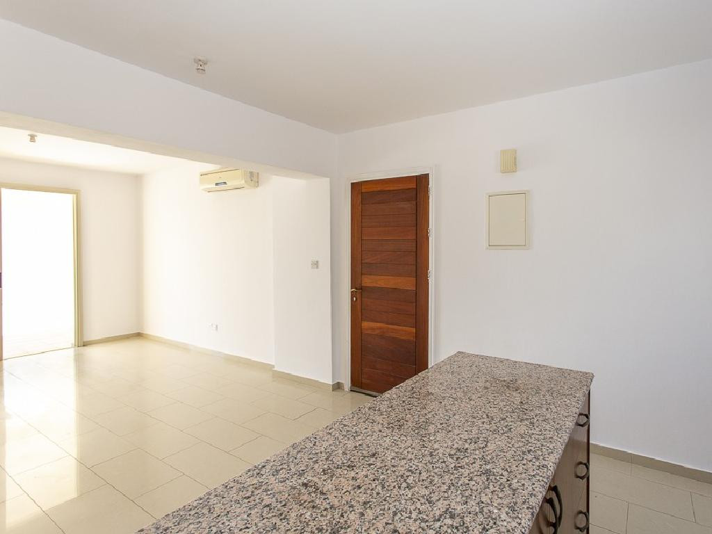 2 bedroom apartment 65 m² Peyia, Cyprus
