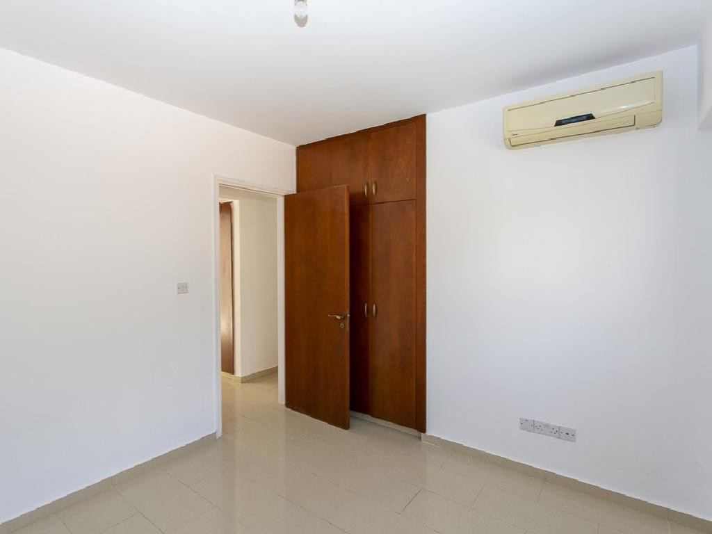 2 bedroom apartment 65 m² Peyia, Cyprus