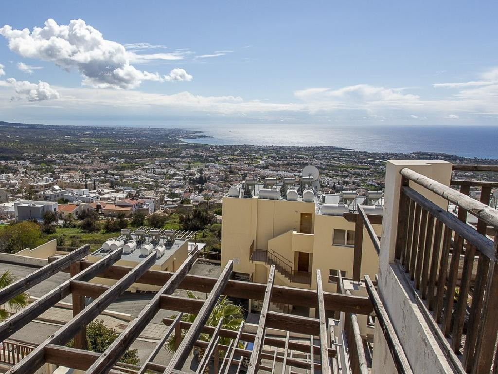 2 bedroom apartment 65 m² Peyia, Cyprus