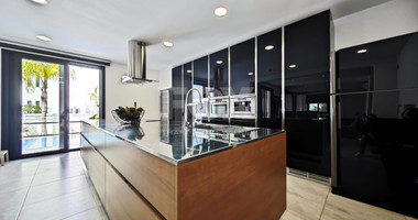 Stunning Four Bedroom Sea Front Villa in Peyia, for rent