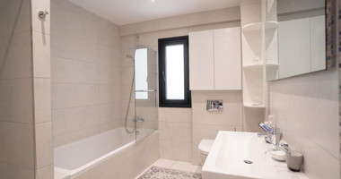 Stunning Four Bedroom Sea Front Villa in Peyia, for rent