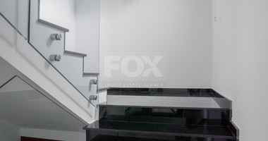 Stunning Four Bedroom Sea Front Villa in Peyia, for rent