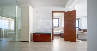 Stunning Four Bedroom Sea Front Villa in Peyia, for rent