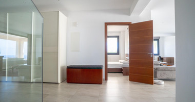 Stunning Four Bedroom Sea Front Villa in Peyia, for rent