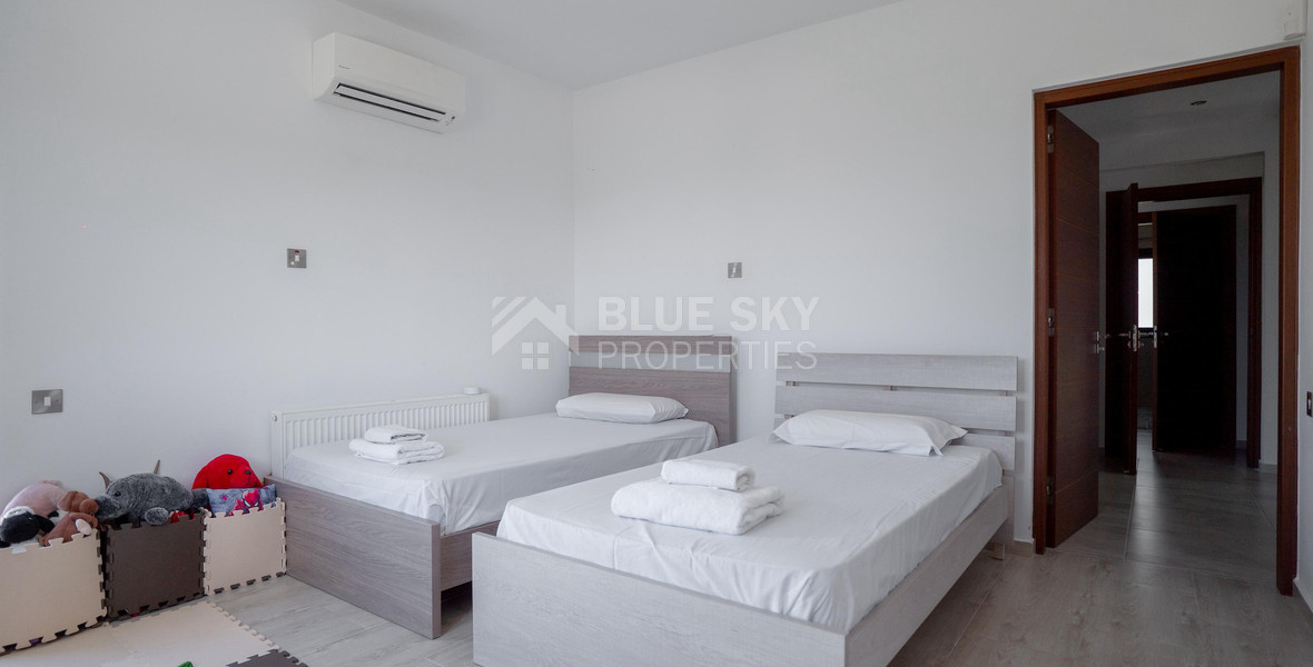 Stunning Four Bedroom Sea Front Villa in Peyia, for rent