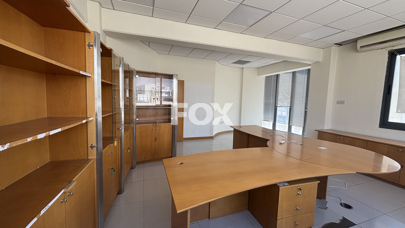 Office 200 m² for rent in Kapsalos, Limassol, Cyprus