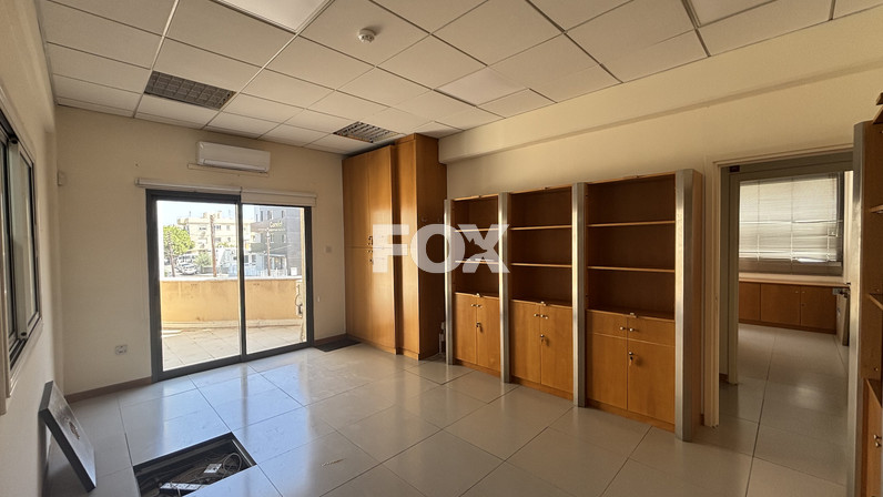 Office 200 m² for rent in Kapsalos, Limassol, Cyprus