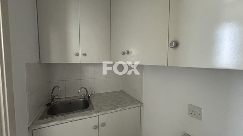 Office 200 m² for rent in Kapsalos, Limassol, Cyprus