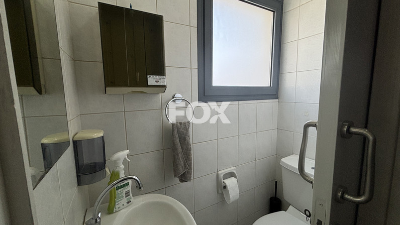Office 200 m² for rent in Kapsalos, Limassol, Cyprus