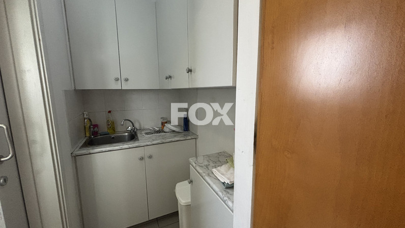 Office 200 m² for rent in Kapsalos, Limassol, Cyprus