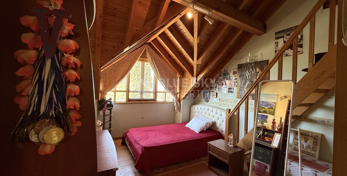 For Sale Charming English-Style Villa with Classic Country Character in the hills of Agia Fyla