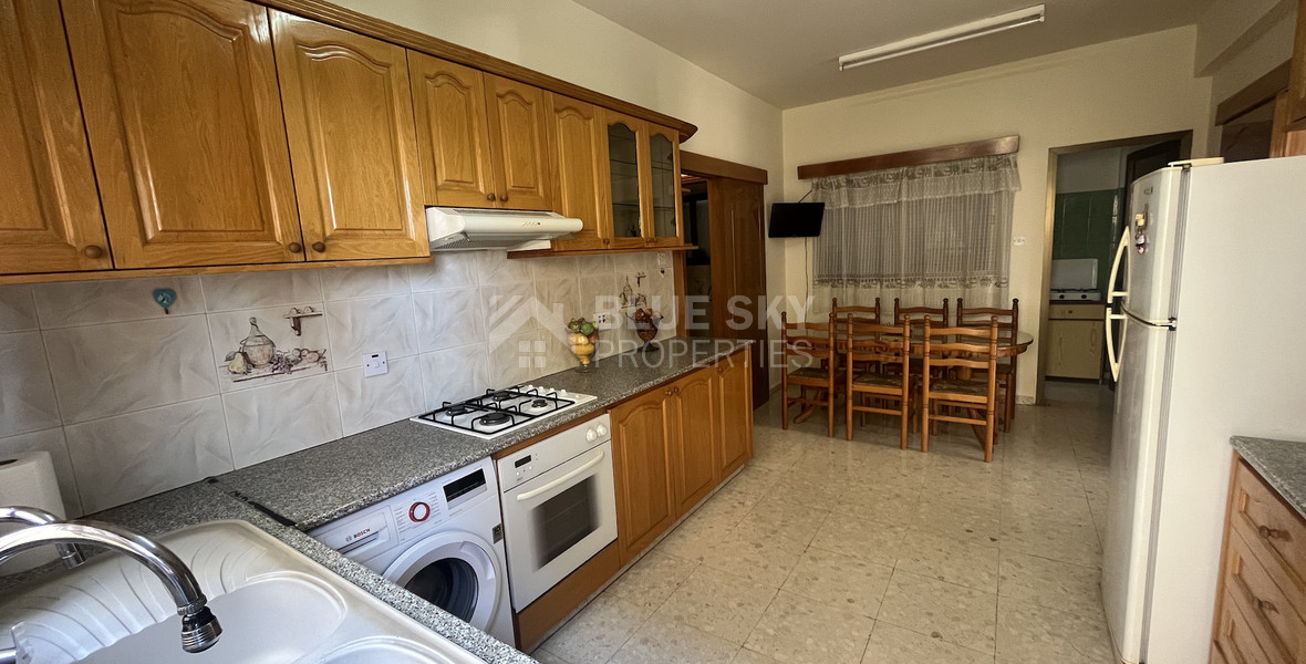 Spacious and Bright Three Bedroom Apartment  for rent in Kato Polemidia