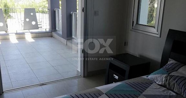 Sea View Villa with Private Swimming Pool for Rent in Argaka