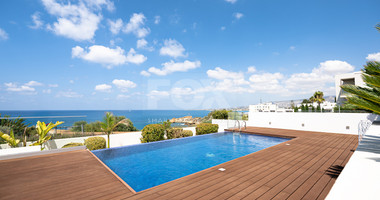 Four bedroom unique beachfront villa in Kissonerga, in Paphos