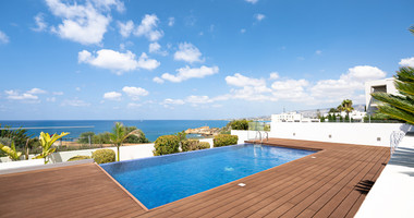 Four bedroom unique beachfront villa in Kissonerga, in Paphos