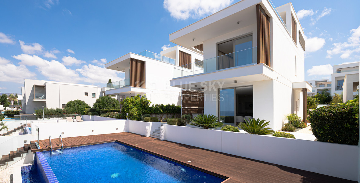 Four bedroom unique beachfront villa in Kissonerga, in Paphos
