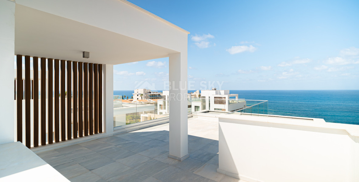 Four bedroom unique beachfront villa in Kissonerga, in Paphos