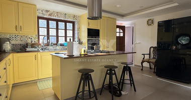 Charming Hilltop Retreat with Panoramic Views for sale in Akrounda