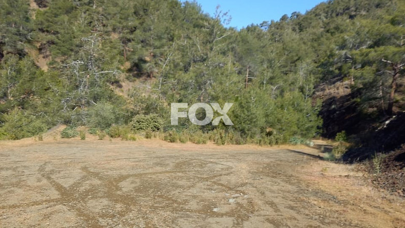 Plot of land for sale 1440 m² in Moniatis, Limassol, Cyprus