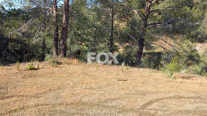 Plot of land for sale 1440 m² in Moniatis, Limassol, Cyprus