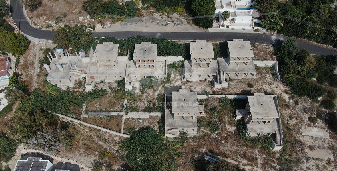 Five bedroom villa for Sale In Chlorakas, Paphos