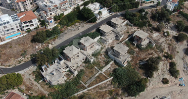 Five bedroom villa for Sale In Chlorakas, Paphos