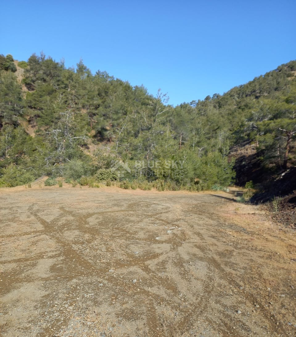 Land for sale in Moniatis, Limassol