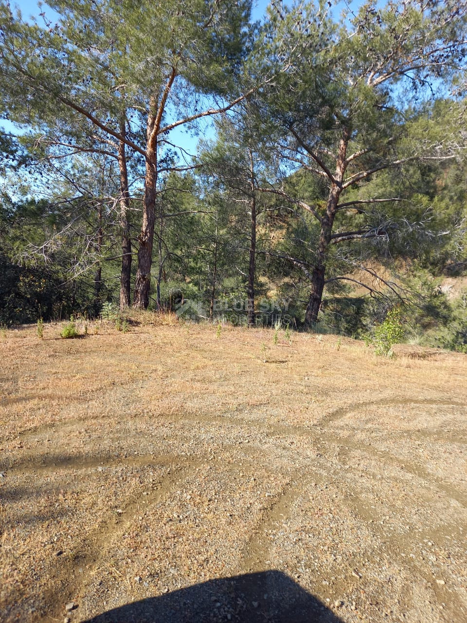 Land for sale in Moniatis, Limassol