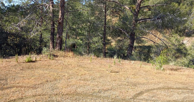 Land for sale in Moniatis, Limassol